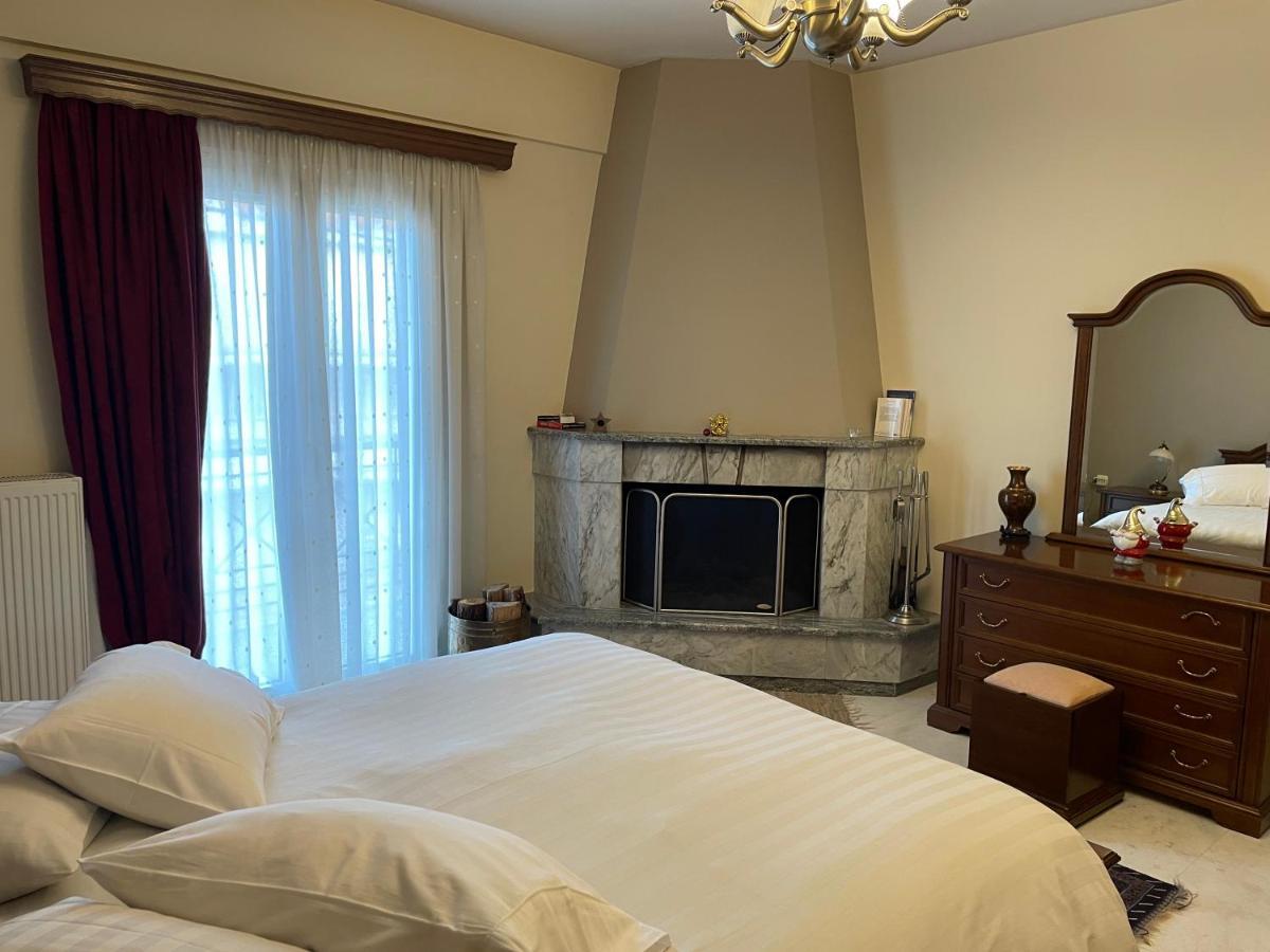 Papastavrou Apartments Kalavryta Exteriör bild