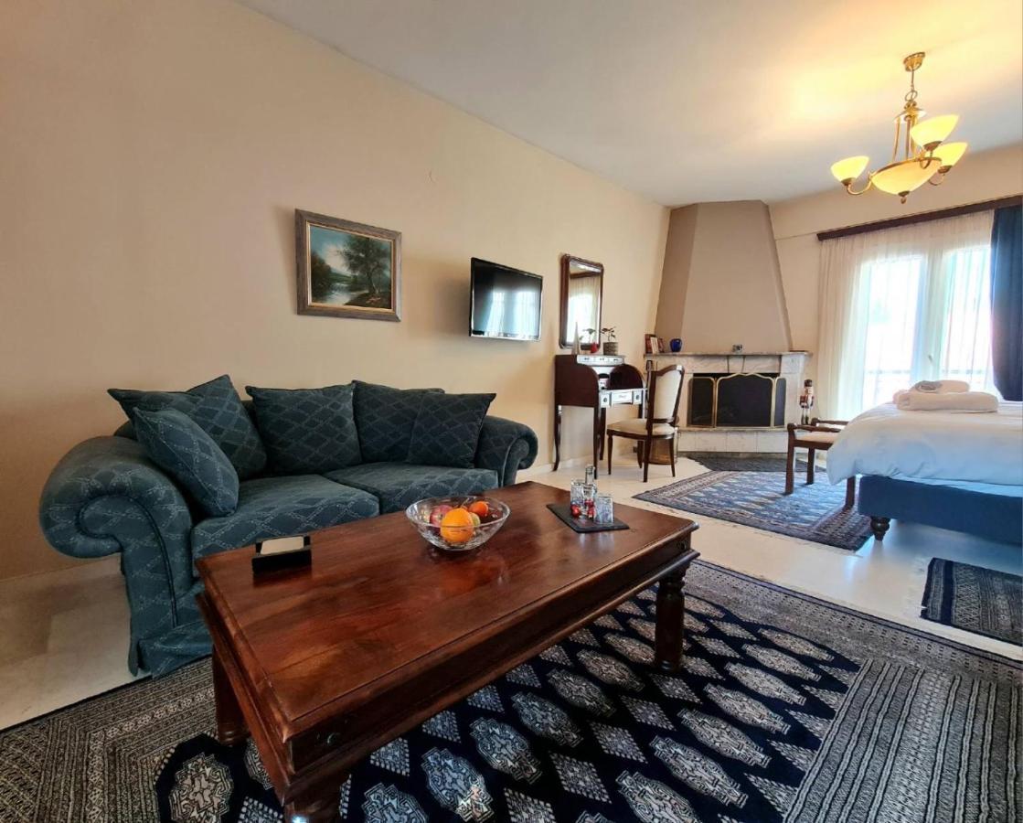 Papastavrou Apartments Kalavryta Exteriör bild